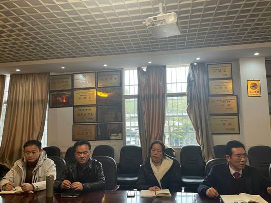 郭羽.jpg 郭羽.jpg