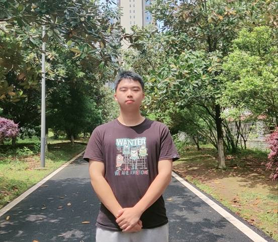 33丁佳欣.jpg