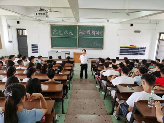 龙文.jpg