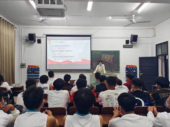 图示, 示意图
中度可信度描述已自动生成